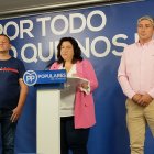 Matilde Díaz y Germán Moreno informando sobre la denuncia al alcalde de Bayárcal.