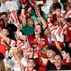 Le pueden dar mil golpes pero la afición rojiblanca nunca falla.