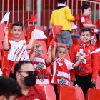 Cada partido se ha visto más aficionados infantiles en las gradas del Estado de los Juegos Mediterráneos.