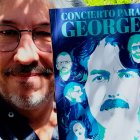 Nacho Para, con su libro.