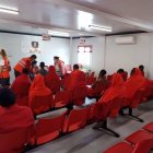 Imagen de archivo de inmigrantes atendidos por Cruz Roja en Almería.