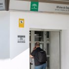 Publican 100 ofertas de trabajo para desempleados.