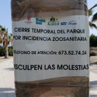 Cartel del cierre del parque