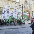 Manifestación de sindicatos frente a la sede del SAS en 2021.