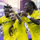 Álex Baena celebrando su segundo gol con el Villarreal.