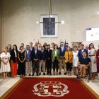 Foto de la Corporación municipal al completo tras la toma de posesión.