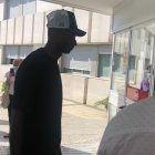 Umar Sadiq antes de pasar el reconocimiento médico.