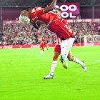 Ramazani celebrando su gol al Real Madrid.