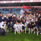 Celebración del combinado serbio tras ganar en Noruega.