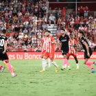 Almería y Sevilla, distanciados a la hora de formar sus alineaciones.