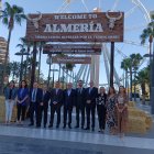 Participantes en la acción reivindicativa de este viernes.