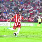 Embarba es un especialista en lanzar faltas, hoy puede ser su gran día.