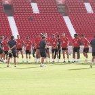 Charla de Rubi para preparar la visita de este sábado al Camp Nou.