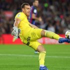 Fernando en el Barça-Almería.