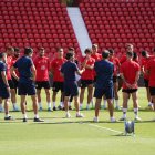 La plantilla vuelve de Barcelona con un único objetivo: ganar el miércoles al Getafe.