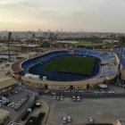 Vista general del Estadio donde jugará el Almería con Riad al fondo.