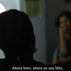 Una protagonista contando sus vivencias en el documental.