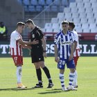 Alberola Rojas y José Corpas en el Almería-Alavés de la Copa del Rey 2020-2021.