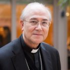 Adolfo González Montes, obispo émerito de Almería, se ha ido a vivir a Madrid, tras veinte años.