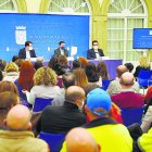 Reunión del presidente de la Diputación de Almería con empleados públicos el pasado mes de abril.
