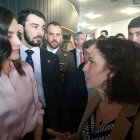 La doctora Gema Esteban en un acto en Madrid junto a la reina Letizia.