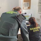 Agentes de la Guardia Civil.
