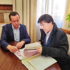 El subdelegado en la reunión con el jefe de Costas.