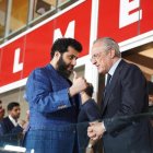 Turki con Florentino en el Almería-Real Madrid.
