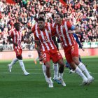 Samú Costa celebrando con rabia su primer tanto en la máxima categoría.