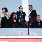 La alcaldesa de Almería celebra junto a Joan Laporta.