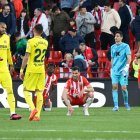 Sin hacer un partidazo el Villarreal aprovechó dos desajustes para marcar y ganar.