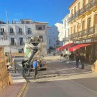 Labores de hormigonado de la plaza Mayor de Albox.