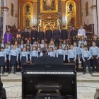 Coro Infantil Pedro Mena de Adra en la Parroquia Inmaculada Concepción.
