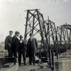 Los directivos de la sociedad Minas de Alquife visitando la construcción del Cable que fue inaugurado en 1904 por Alfonso XIII.