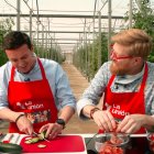 Un momento del cocinado de Javier Aureliano García.