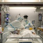 En Andalucía ya hay 16 pacientes en la UCI (uno de ellos en Almería).