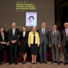 Acto en el Ateneo del libro ‘Revivir, la nueva Carmen de Burgos, de Asunción Valdés  (tercera por la izquierda).