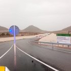 Problemas en la red de carreteras por la acumulación de lluvias que se produjo este lunes.