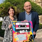 Mónica Navarro, concejal de Promoción Económica junto a Domingo Fernández, alcalde de Huércal-Overa presentan la nueva edición de la Noche en 