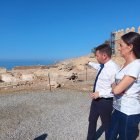 La delegada de la Junta en Almería, Aránzazu Martín, visita la Alcazaba con el delegado de Turismo, Cultura y Deporte, José Vélez