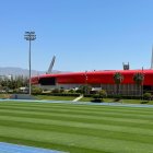 El césped del Anexo del Estadio de los Juegos Mediterráneos está muy bien.