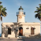 El faro de Roquetas de Mar reconvertido en sala de exposiciones