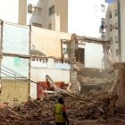 Imágenes del derribo de los inmuebles de la calle Atarazanas.