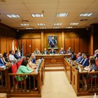 Pleno de despedida en Diputación ayer jueves.