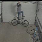 El objetivo principal de autor son sustraer bicicletas de alta gama.