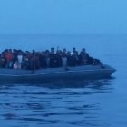 Imagen de archivo de una patera.