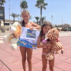 Vega y Yara han estado jugando con las monitoras de Decroly Kids
