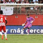 El guardameta Luis Maximiano debutó de titular y en la segunda parte entró Ibrahima Koné.