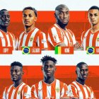 Seis jugadores con sus selecciones, aunque el Almería anunció siete.