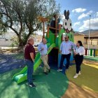 El equipo de Gobierno visita el estado de las obras en el nuevo parque de El Saltador.